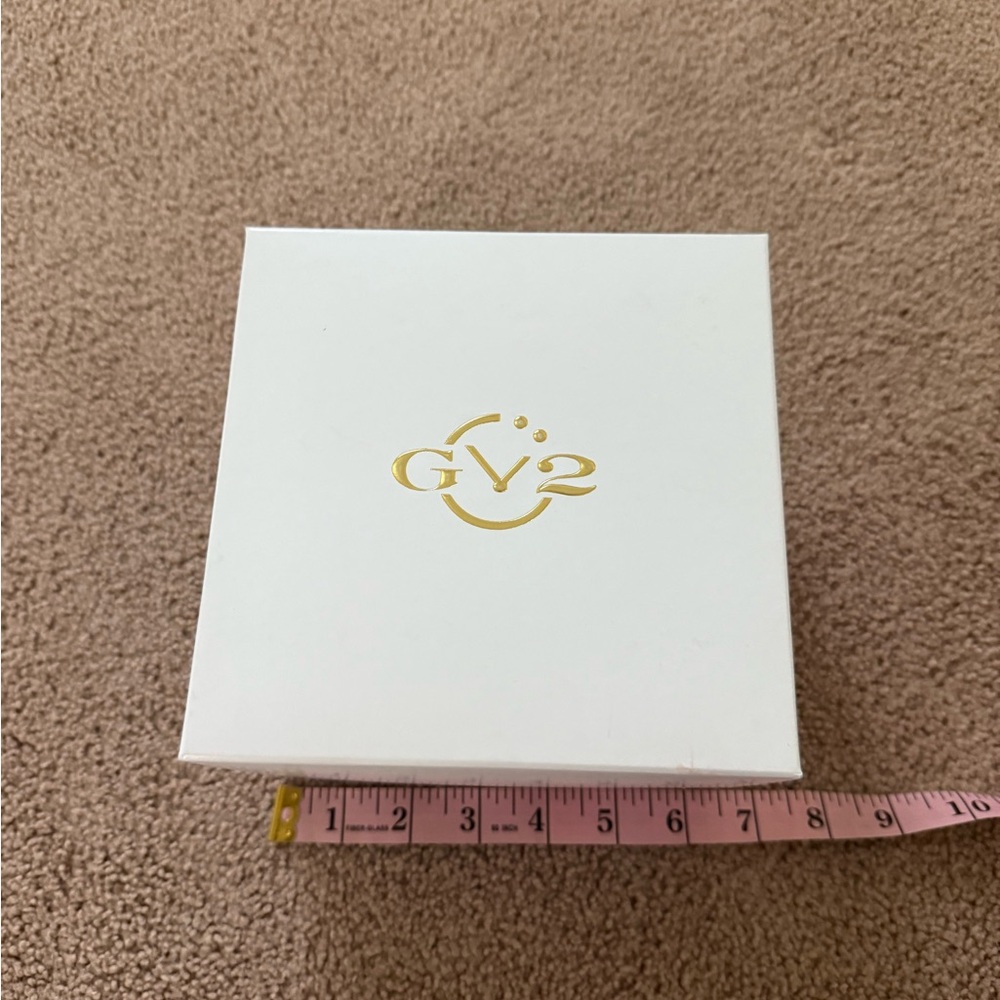 GV2 Women’s or Men’s Watch Box for Storage or Display. Empty. - Picture 2 of 15
